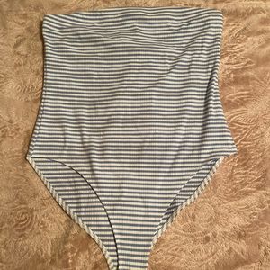 FOREVER 21 STRAPLESS STRIPED ONE PIECE